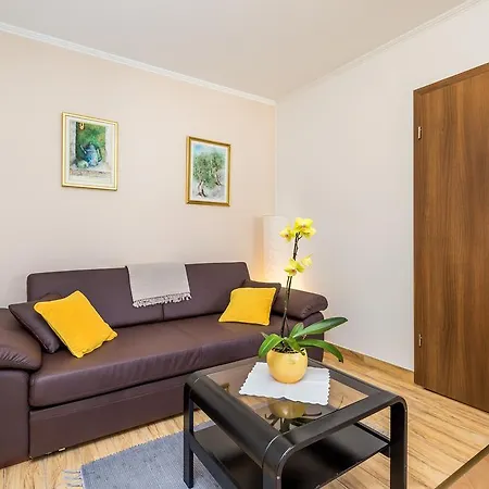 Dalia Apartment Lovran